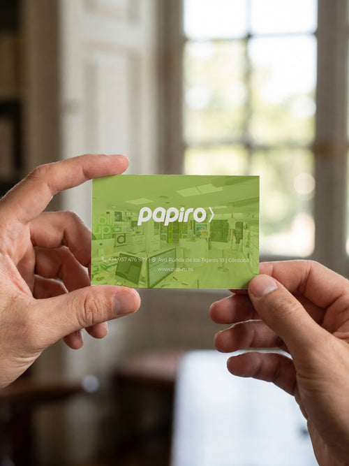 pcfg:native-clasica-manos|En tus manos