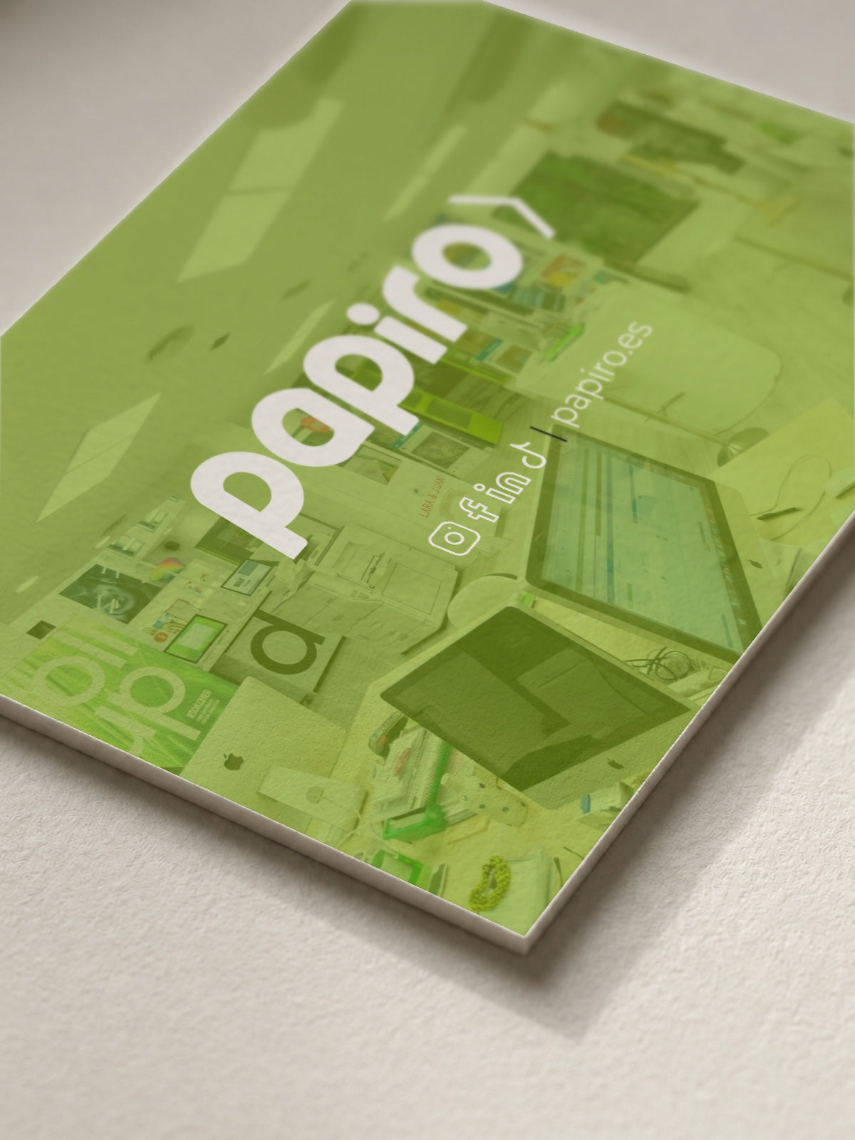 pcfg:native-clasica-macro|El papel y su canto